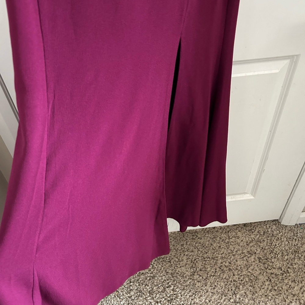 Dress the Population Backless Plum Gown - Picture 4 of 14
